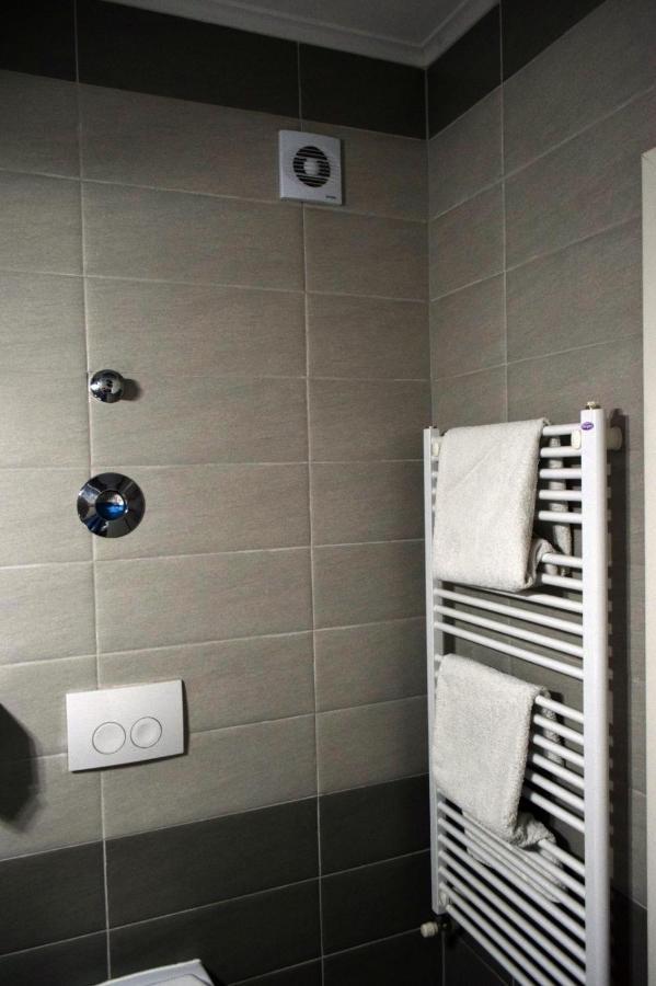 Appartement Aki Studio à Braşov Extérieur photo