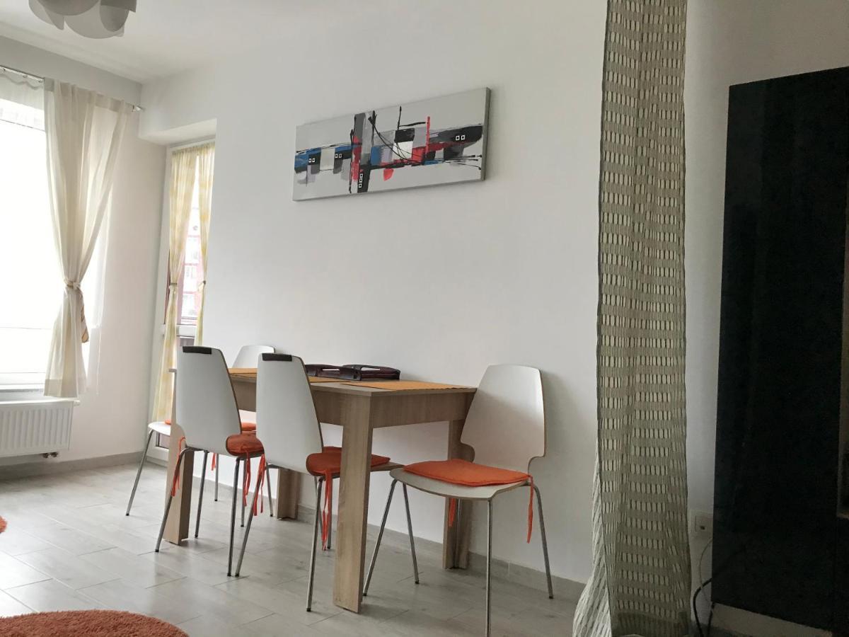 Appartement Aki Studio à Braşov Extérieur photo